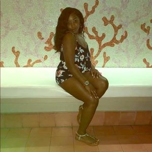 Junior’s Flower Romper